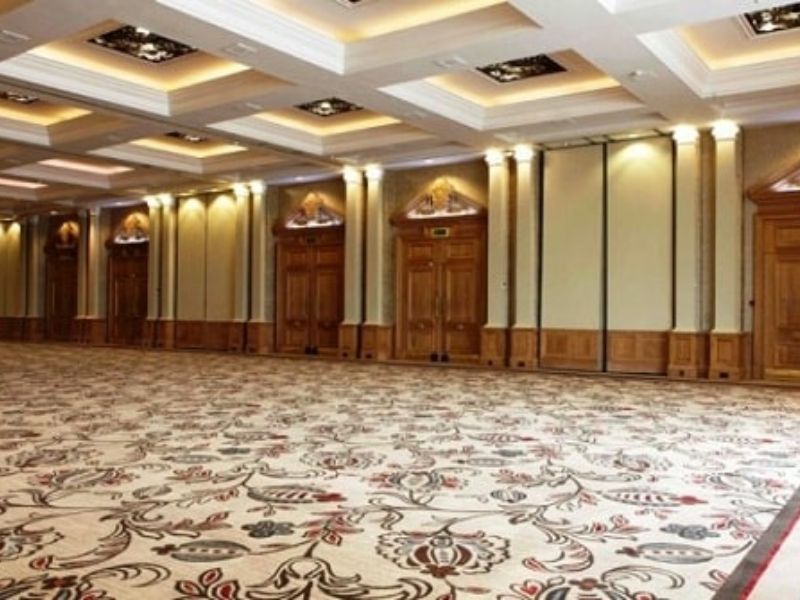 Thảm sảnh và khu vực lễ tân khách sạn