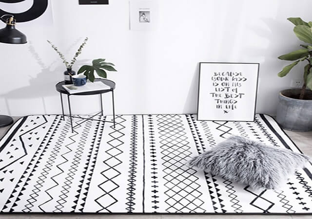 Nên dùng thảm lông hay thảm nỉ cho không gian nhà bạn?